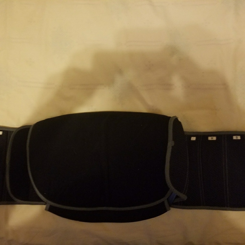 Back Brace/Support - image 3